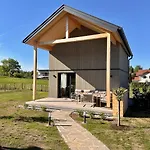 Tinys - Ferienhaeuser Am Attersee