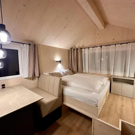 Appartamento Tinys - Ferienhaeuser Am Attersee