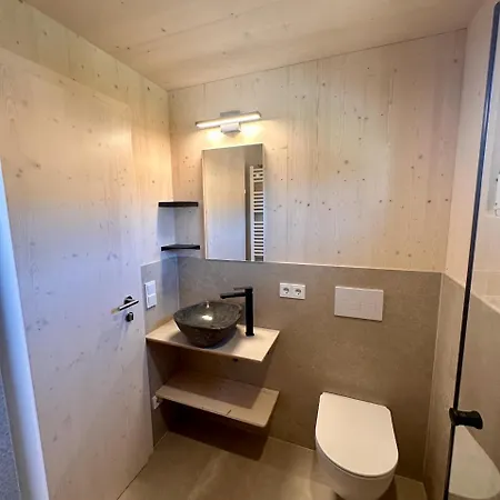 Appartamento Tinys - Ferienhaeuser Am Attersee