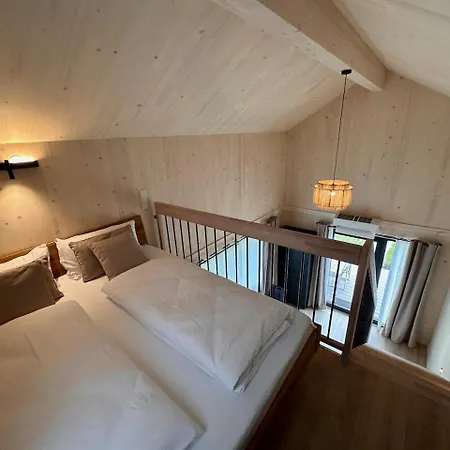 Tinys - Ferienhaeuser Am Attersee Appartamento *